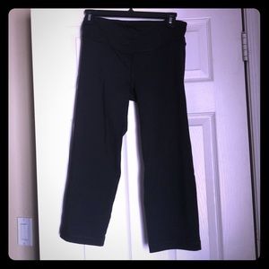 Victoria’s Secret Capri Leggings